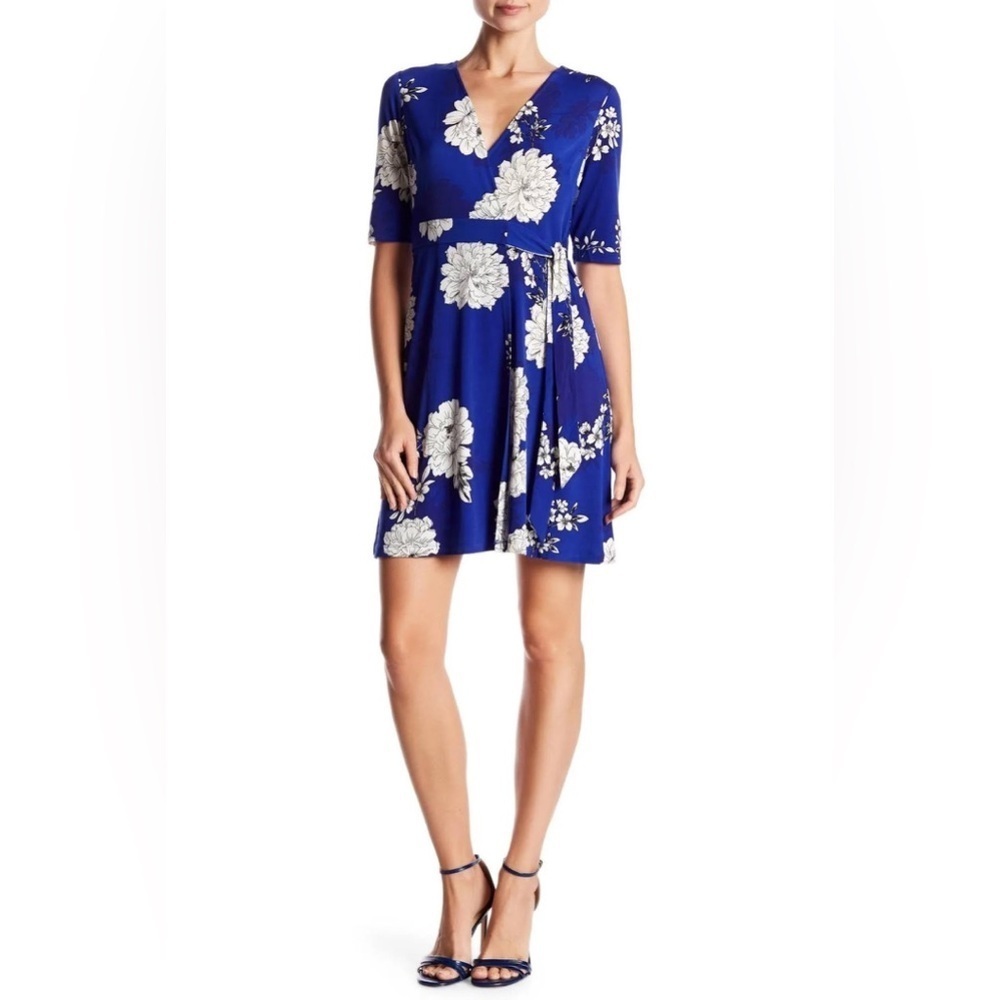 Womens Vince Camuto Short Sleeve Blue Floral Print Wrap Dress